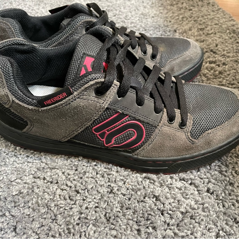Five ten Freerider women's size 10 mtb shoes.